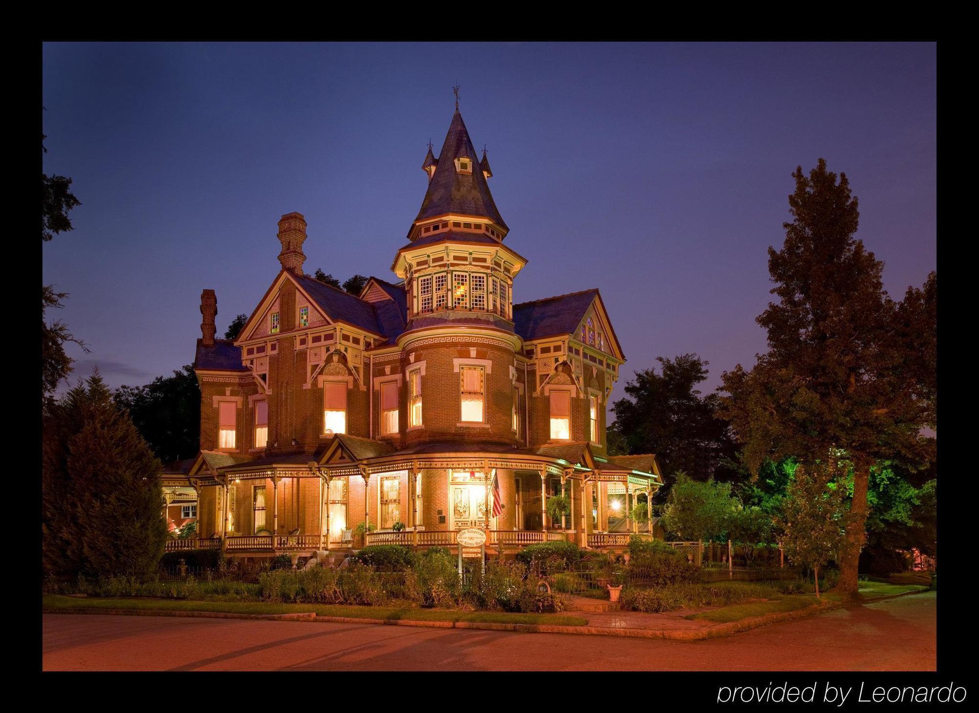 The Empress Of Little Rock Bed and Breakfast Eksteriør billede